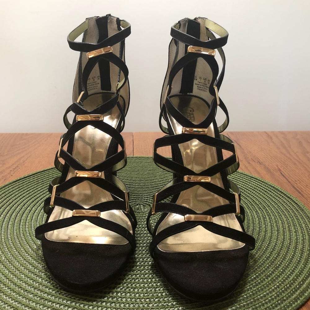 Black suede block heels with gold detail - Picture 3 of 5